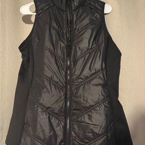 Women's Black Puffer Vest